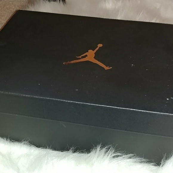 Jordan Shoes - Picture 4 of 4